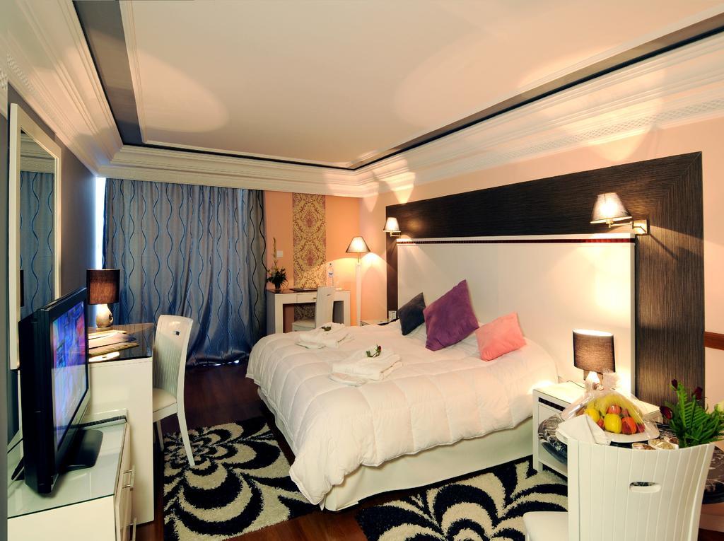 SUITE JUNIOR