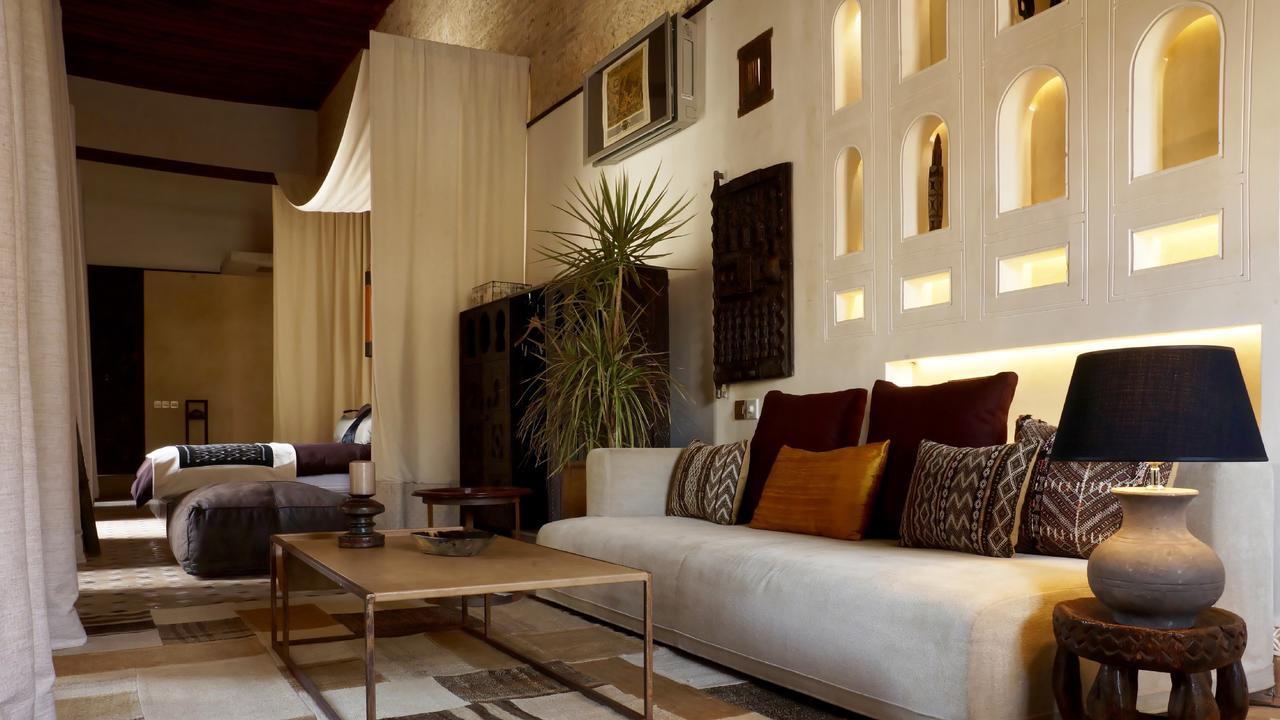 Suite Dzhari