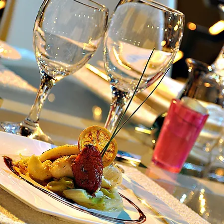 Palais Ommeyad Jacuzzi Suites&Spa-2